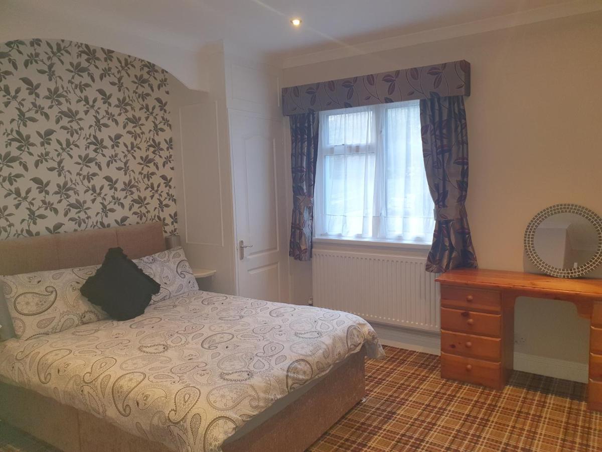 Valley Grove Bungalows Сондърсфут Екстериор снимка